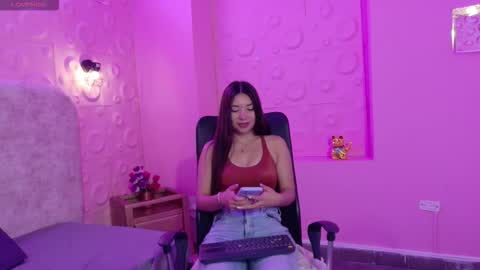 Snapshot of victoria017 chatting on 11-17-25, 03:12 Victoria online show from 11-17-25, 03:12