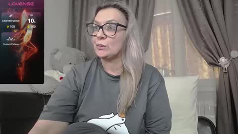 victoria50 online show from 10-14-25, 07:31