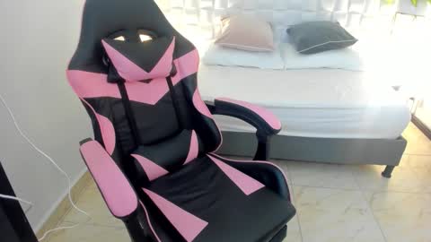 victoria online show from 03-10-26, 09:09