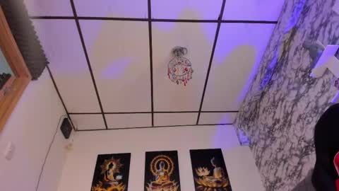 Victoria Coopeer online show from 03-10-25, 02:39