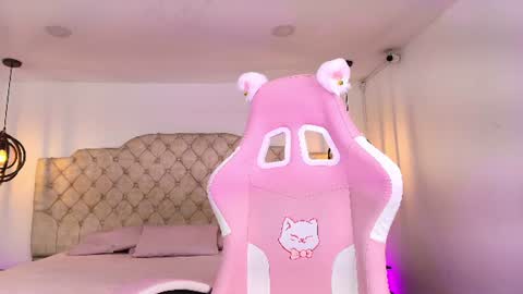  Victoria for you  online show from 06-12-26, 03:27