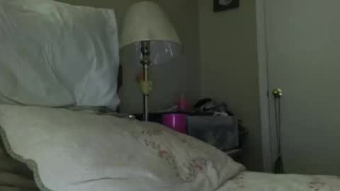 Victoria and Drew online show from 10-17-25, 02:41