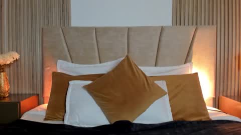 VIC online show from 11-06-25, 11:33