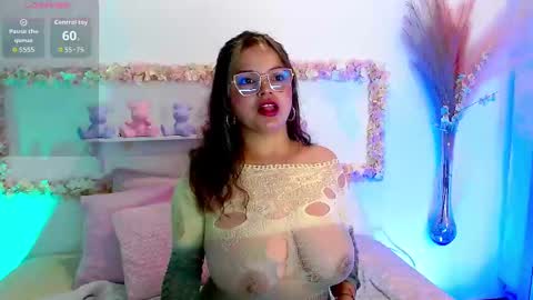 victoria_cherry_ online show from 10-02-25, 11:39