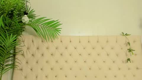 Victoria online show from 02-21-25, 03:10