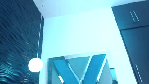 Victoria online show from 09-29-25, 12:32