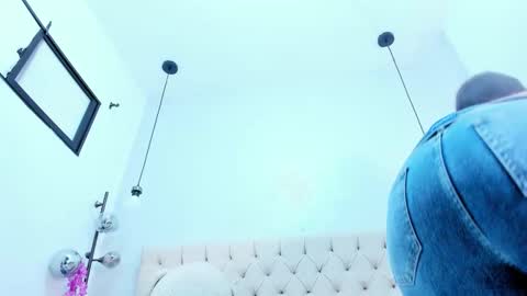 Victoria online show from 11-17-25, 09:20