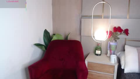 Snapshot of victoria_collinns chatting on 10-01-25, 12:00 Victoria Collins online show from 10-01-25, 12:00