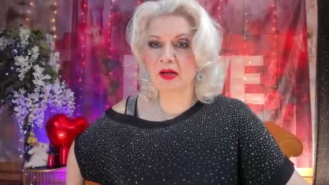 Snapshot of victoria_dior chatting on 02-11-25, 06:33 diorvictoria9 online show from 02-11-25, 06:33