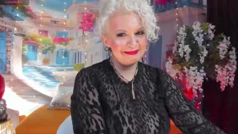 Snapshot of victoria_dior chatting on 10-22-25, 03:56 diorvictoria9 online show from 10-22-25, 03:56