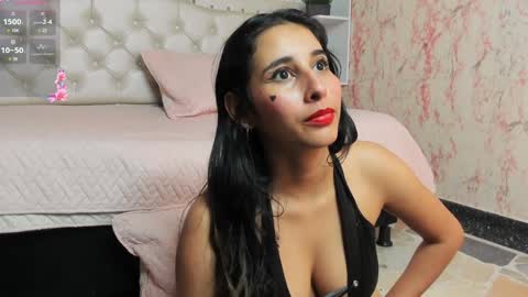 Snapshot of victoria_houston chatting on 01-24-25, 03:54 Victoria Houston online show from 01-24-25, 03:54