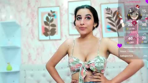 Snapshot of victoria_houston chatting on 02-17-25, 02:09 Victoria Houston online show from 02-17-25, 02:09