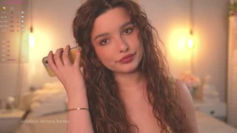 Snapshot of victoria_karma chatting on 10-10-25, 02:49       online show from 10-10-25, 02:49