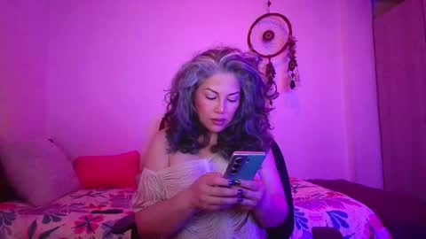 Snapshot of victoria_lover444 chatting on 12-19-25, 03:35 Victoria Lover online show from 12-19-25, 03:35