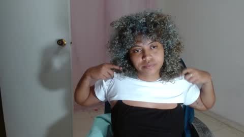 VICKY online show from 01-16-25, 09:40