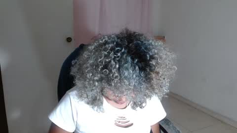 VICKY online show from 01-17-25, 12:53