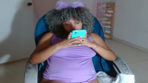 VICKY online show from 01-19-25, 10:17