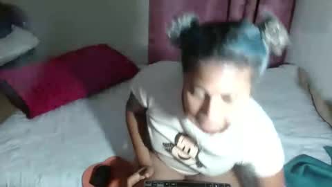 VICKY online show from 02-06-25, 08:29