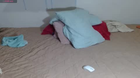 VICKY online show from 07-23-26, 01:58