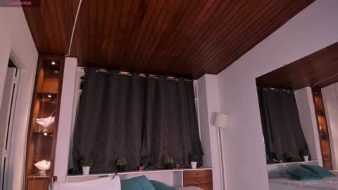 Snapshot of victoria_mooree chatting on 12-30-24, 02:20 Victoria Everyday From 1400 to 2130 Col Time online show from 12-30-24, 02:20