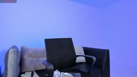 Snapshot of victoria_mooree chatting on 01-13-25, 06:59 Victoria Everyday From 1400 to 2130 Col Time online show from 01-13-25, 06:59