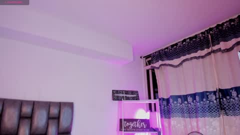 Snapshot of victoria_mooree chatting on 01-15-25, 02:27 Victoria Everyday From 1400 to 2130 Col Time online show from 01-15-25, 02:27