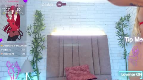 Snapshot of victoria_mooree chatting on 01-20-25, 06:53 Victoria Everyday From 1400 to 2130 Col Time online show from 01-20-25, 06:53