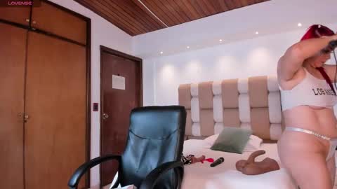 Snapshot of victoria_mooree chatting on 11-03-25, 11:44 Victoria Everyday From 1400 to 2130 Col Time online show from 11-03-25, 11:44