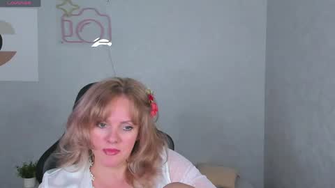 Victoria My schedule for the week 2 GMT 3am-9am TuWeThFrSa online show from 04-21-26, 02:51