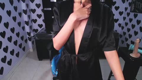 Snapshot of victoria_ricci_a chatting on 02-22-25, 09:15 Victoria online show from 02-22-25, 09:15