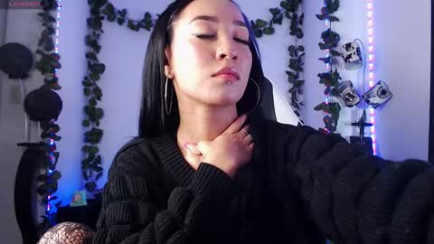 Snapshot of victoria_ricci_a chatting on 10-04-25, 03:04 Victoria online show from 10-04-25, 03:04