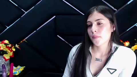 victoria_storm_ online show from 02-05-25, 08:57