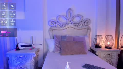 victoria  online show from 12-22-24, 11:44