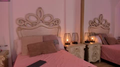 victoria  online show from 01-16-25, 03:34