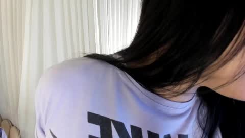 victoria  online show from 04-23-26, 11:31