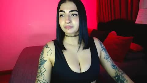 Snapshot of victoria_vox chatting on 04-17-26, 07:55 Victoria online show from 04-17-26, 07:55