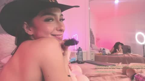 Snapshot of victoria_watsson chatting on 02-08-25, 03:21 victoria_watsson online show from 02-08-25, 03:21