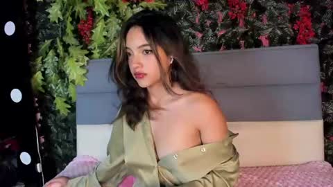 Snapshot of victoriaa2_doll chatting on 06-12-26, 08:52 victoriaa2_doll online show from 06-12-26, 08:52
