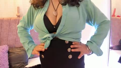 victoriaa_anderson_ online show from 03-31-26, 04:40