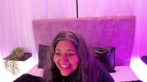 victoriaa_anderson_ online show from 04-18-26, 04:55