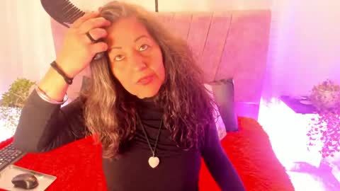 Snapshot of victoriaa_anderson_ chatting on 06-05-26, 06:57 victoriaa_anderson_ online show from 06-05-26, 06:57