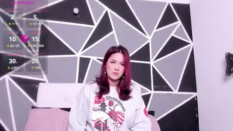 Snapshot of victoriaa_zans chatting on 10-11-25, 10:25 Victoria Zans  online show from 10-11-25, 10:25