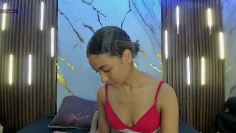 Snapshot of victoriaduarte chatting on 05-29-26, 08:07 Victoria online show from 05-29-26, 08:07