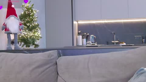 Miss V online show from 01-01-25, 01:05