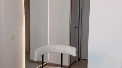 Vcitoria online show from 09-13-25, 11:37