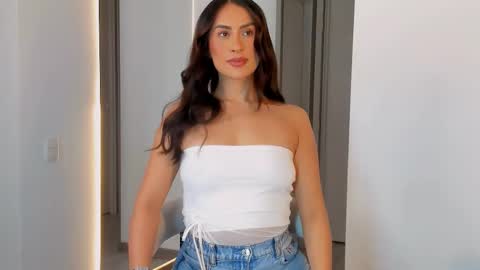 Vcitoria online show from 11-29-25, 11:41