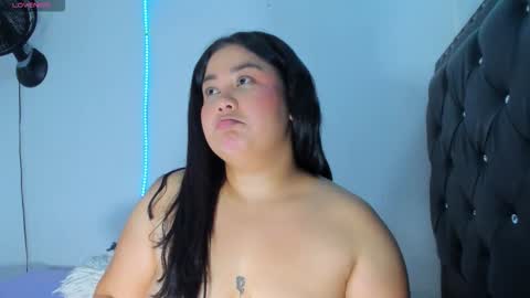 Victoria  online show from 03-20-26, 12:37