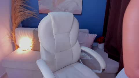 Victoria online show from 02-27-25, 01:38