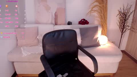 Victoria online show from 06-06-26, 12:27