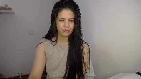 Snapshot of victorialg chatting on 09-10-25, 07:03 victorialg online show from 09-10-25, 07:03